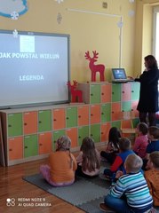 Spotkanie przedszkolaków z pisarką